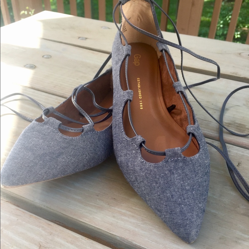 Gap Lace Up Flats